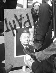 Аскар АКАЕВ: Я больше не слежу за событиями в Киргизии