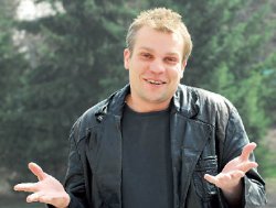 Дмитрий СКИРТА, актер и режиссер: Между Зиловым и волком