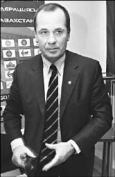 Кто-то теряет, а кто-то находит