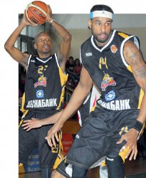 “Тигры” играют по-черному