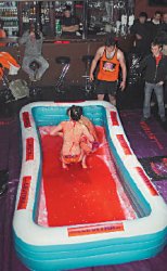 Чёрный ангел, что ж ты вьёшься…