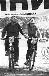 Девушка ищет партнера