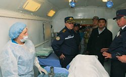 Спина к спине