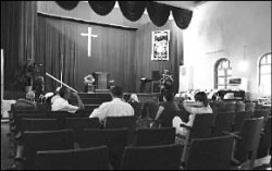 Суд - церкви: Делиться надо!