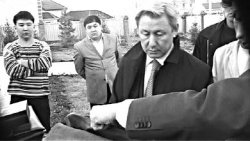 А мы не уберём свой чемоданчик!