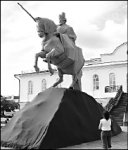 Наказали памятник? 