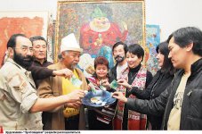 Членам - по лбу