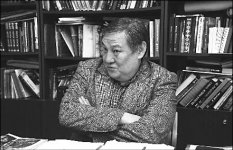 Бахытжан КАНАПЬЯНОВ: Мои дети узнали, что я поэт, из учебников