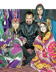 Нурлан АБДУЛЛИН, певец: Времена той-бизнеса закончились