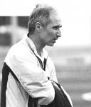 Первый хит: ушел Вахид