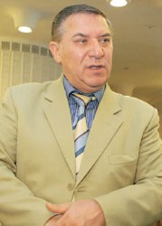 Виктор Ямбаев - Григорию Марченко: А поцеловать?!