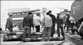 Рынок подожгли