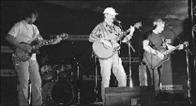 Комсомольцы “зажигают”