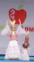 Эх, яблочко - да с баурсаками!