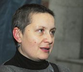 Деньги в кассу, искусство - в массу