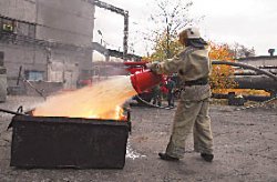 Уж зима катит в глаза