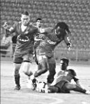 Марк держит марку