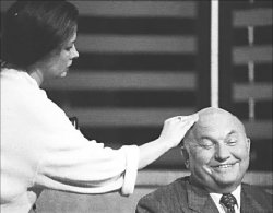 Я принесу вам воду в кепке