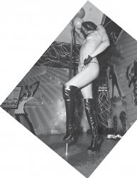 Любовь с раздеванием