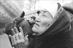 Закон суров, а жизнь суровее...