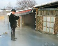 И тонут, и мерзнут