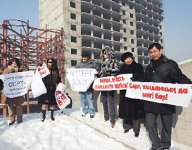 “Сертом” - по доле