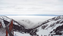 Жесткий снег Чимбулака