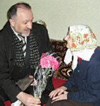 На конфеты с чаем