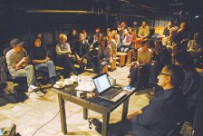 Назад, в подвалы!