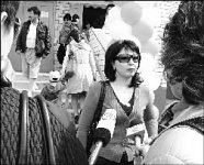 Очередь - госслужащим