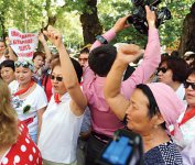 Не спишете долги - уйдём в оппозицию!