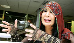 Кенже ДЕВЯТКО, модельер: Да, я сумасшедшая!