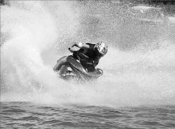 Драма на воде