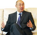 Кайрат КЕЛИМБЕТОВ: Мы пришиваем пуговицы