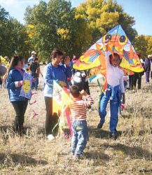 А им летать охота!