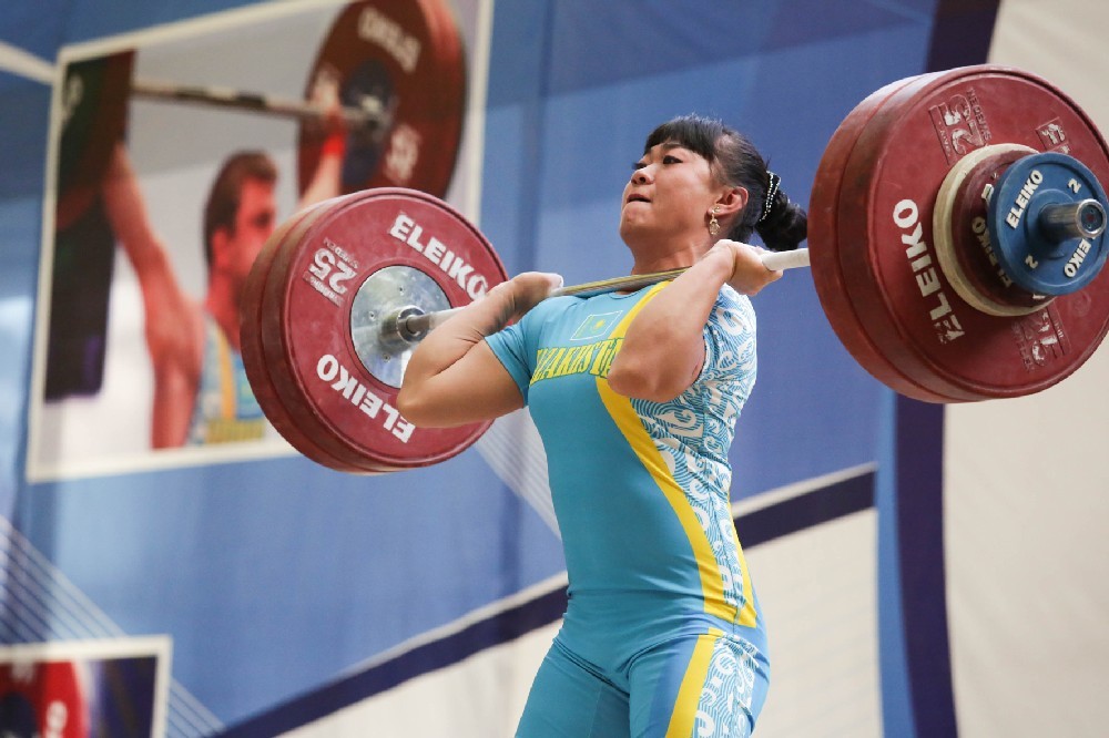 Олимпийская чемпионка Майя Манеза еще не набрала спортивную форму.