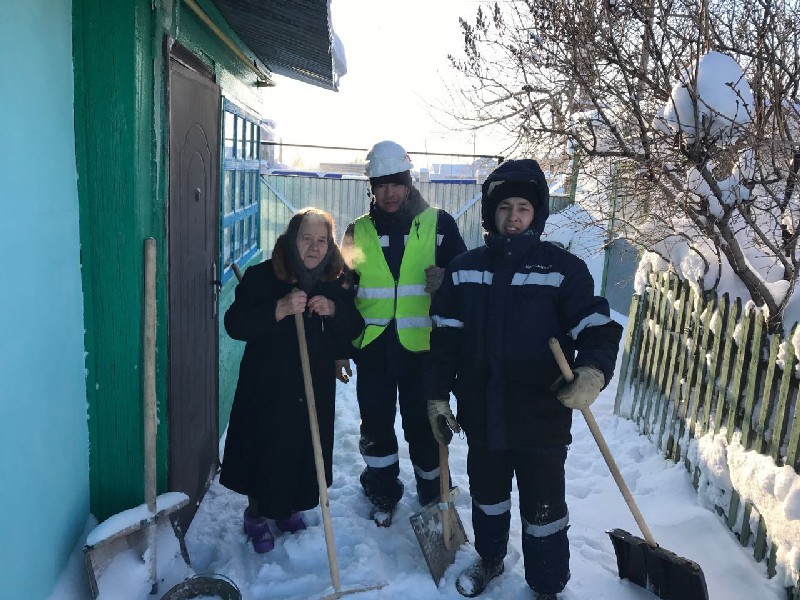 Сотрудники комбината показали себя настоящими тимуровцами.