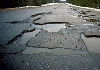 Причину плохих дорог в Казахстане назвал мажилисмен