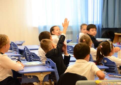 В Казахстане запретили комплектовать школьные классы по степени развития обучающихся