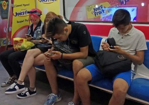 Абаев посоветовал казахстанцам внимательно относиться к оставляемому ими «цифровому следу»