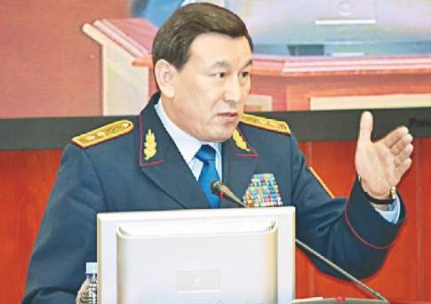 Электронные браслеты для осужденных внедрят в Казахстане со следующего года – МВД