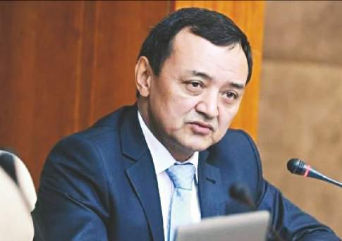 Мажилис проголосовал за прекращение депутатских полномочий Тиникеева