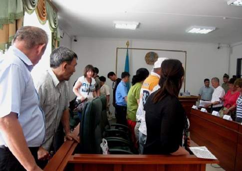 Покойники оказались в списке кандидатов в присяжные в Караганде