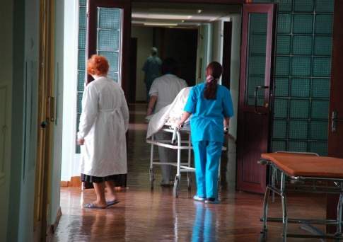 31 школьник помещен в стационар с подозрением на вирусный гепатит А в Карагандинской области