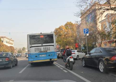 Спецполосы для общественного транспорта появятся на улицах Алтынсарина и Кабдолова в Алматы