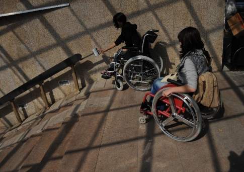 Проблемы доступности объектов транспортной инфраструктуры для инвалидов сохраняются в Казахстане