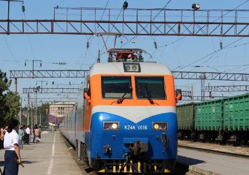 Три скоростных поезда в сутки будут курсировать из Астаны в Алматы