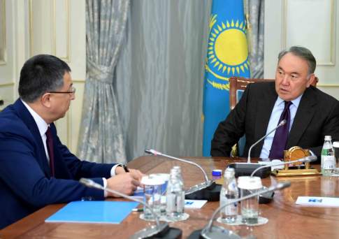  Президент Казахстана указал на низкий уровень налоговых сборов в ЮКО