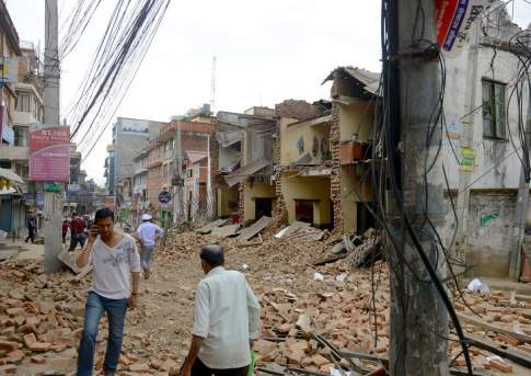 Число жертв землетрясения в Непале достигло 3218