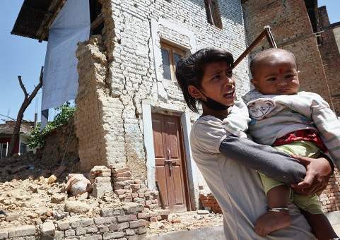 Новое землетрясение магнитудой 7,4 произошло на востоке Непала